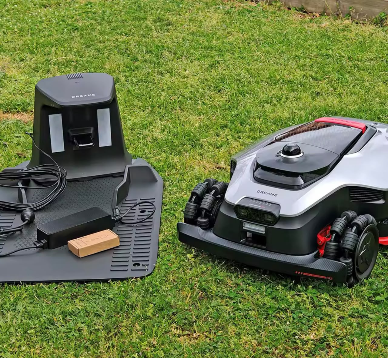 Robot Wheel - Nowa, niezestawiona robotyzowana kosiarka DRE-AME A3