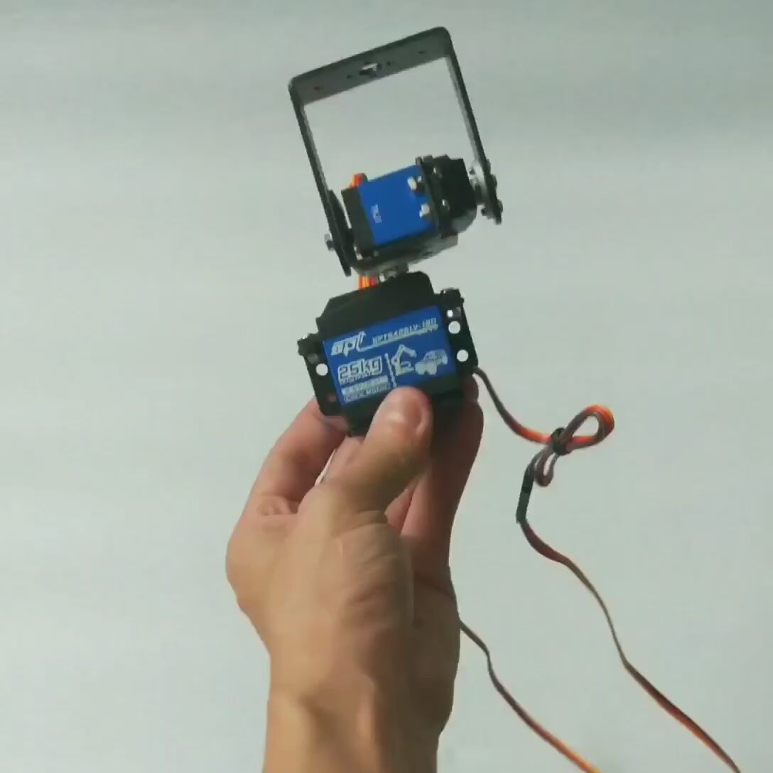 2 dot. Zrobotyzowane uchwyty d – Servo Pan Tilt recenzja i cena
